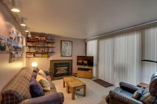 31 Mtn. View Condo