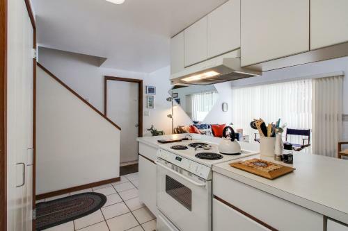 31 Mtn. View Condo