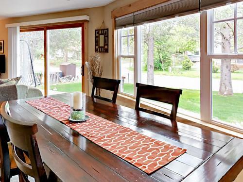 1419 Friant Ct Home