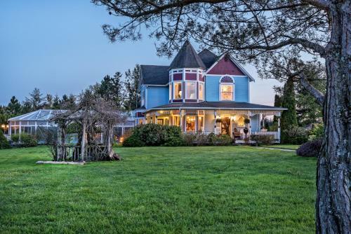 Sundara West B&B