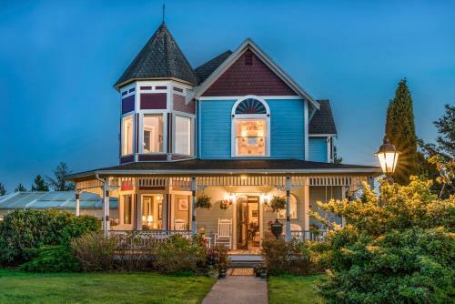 Sundara West B&B