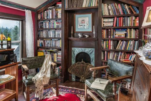 Sundara West B&B