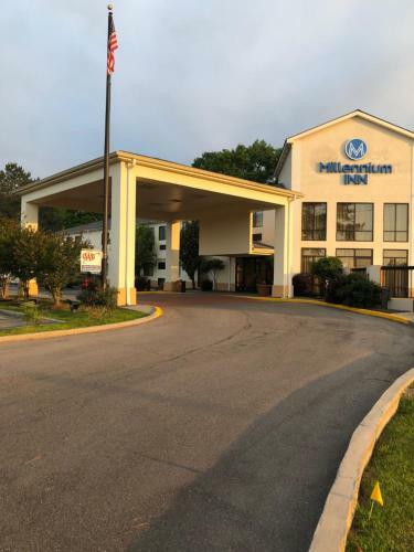 Hotel Millennium Inn