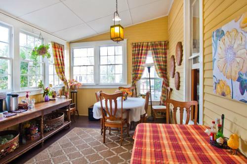 Bed & Breakfast The Walker Inn