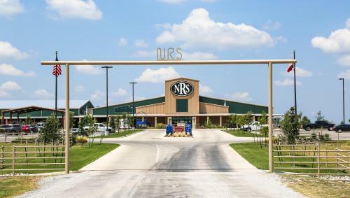 Hostal Nrs Event Center & Guest Ranch