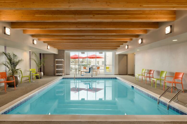 Hotel Home2 Suites By Hilton-cleveland Beachwood