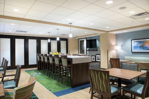 Hotel Hampton Inn & Suites Big Rapids, Mi