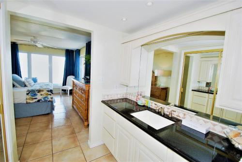 Apartamento Edgewater Condo Unit #501