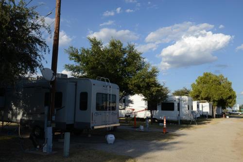 Motel Albany Inn & Rv Campground