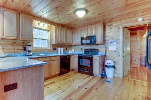 Cherokee Overlook Cabin