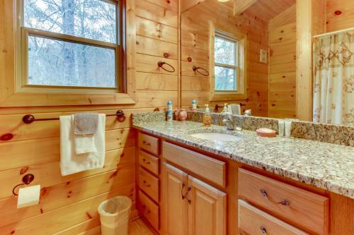 Cherokee Overlook Cabin