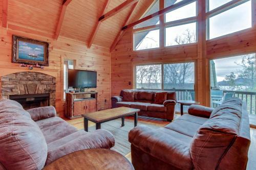 Cherokee Overlook Cabin