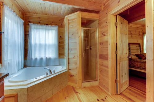 Cherokee Overlook Cabin