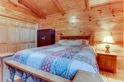 Cherokee Overlook Cabin