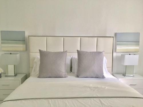 Modern Apartment Sunny Isles