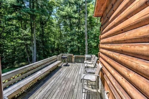 Hidden Pond Cabin