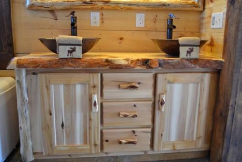Rustic Cabin Rental