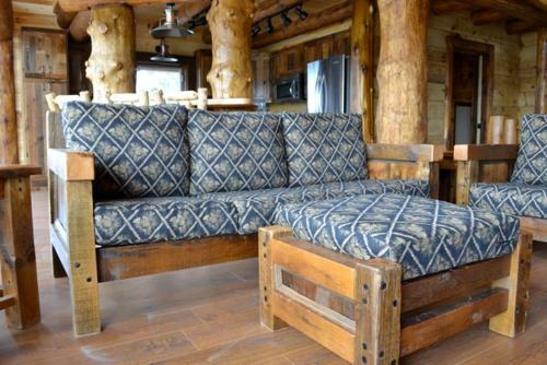 Rustic Cabin Rental