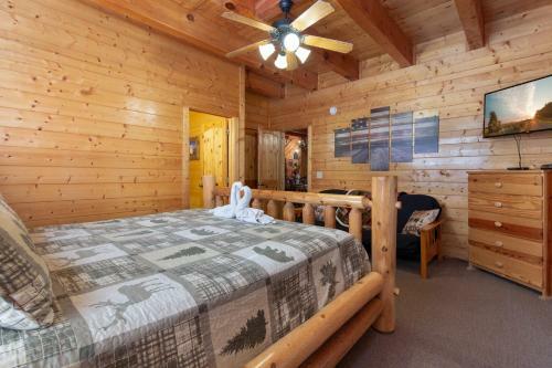 Creekside Getaway