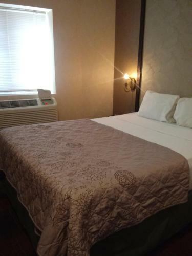 Cam Suites Hotel