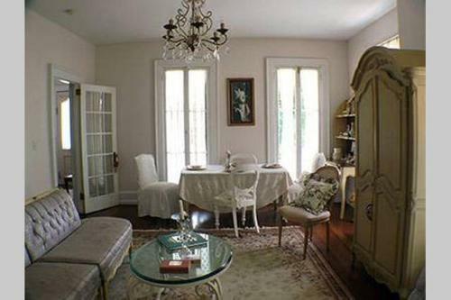 Hotel Walden Inn And Suites