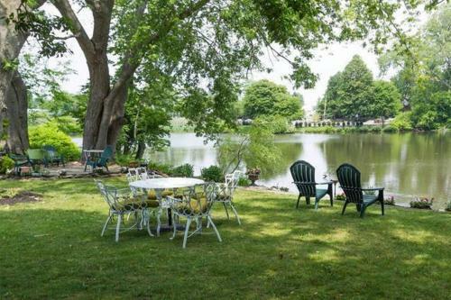 Hotel Walden Inn And Suites