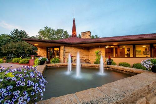 Hotel Spring Valley Inn