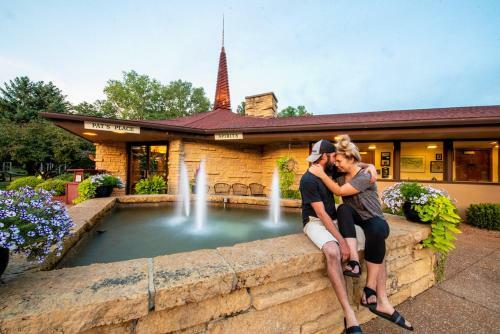 Hotel Spring Valley Inn