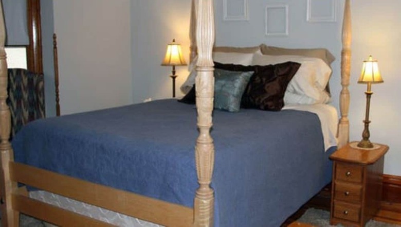 Lindsay House Bed And Breakfast