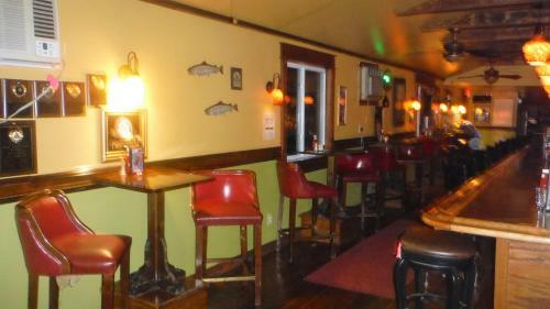 Posada Up A Creek Inn