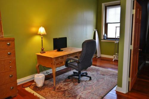 Downtown Lancaster Loft Apartment