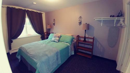 Bird Creek Apartment