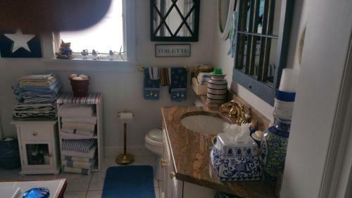 Bed & Breakfast Inn 38 Oak Bluff Circle