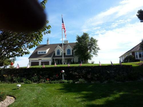 Bed & Breakfast Inn 38 Oak Bluff Circle