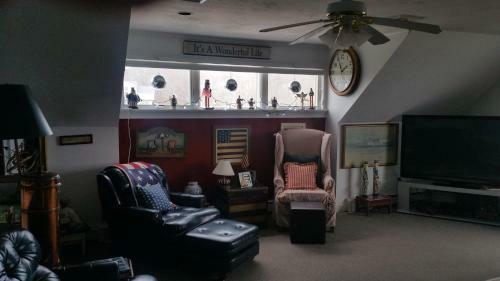 Bed & Breakfast Inn 38 Oak Bluff Circle