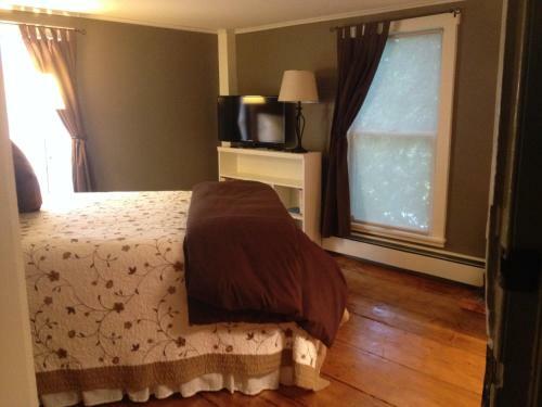Bed & Breakfast Golden Stage Inn