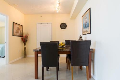 Apartment By Great Sunny Isles Lodging