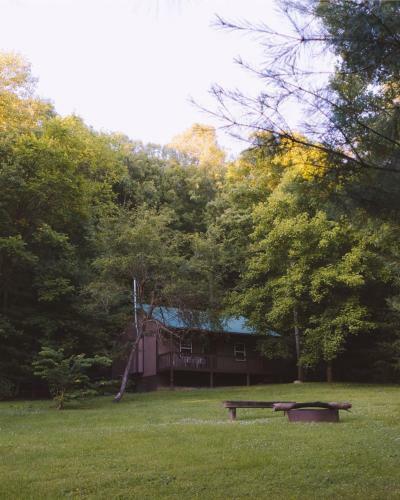 Outback - Hocking Hills Cabin