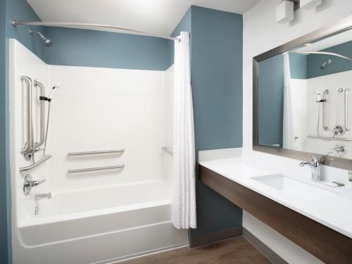 Hotel Woodspring Suites Signature Cranberry Pittsburgh