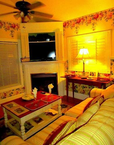Shamrock Thistle & Crown B&B