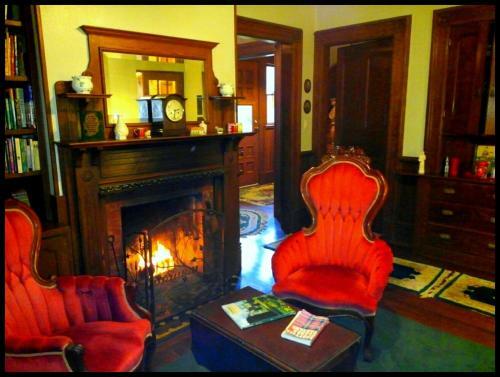 Shamrock Thistle & Crown B&B