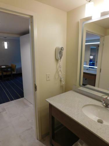 Hotel Days Inn & Suites By Wyndham Kearney