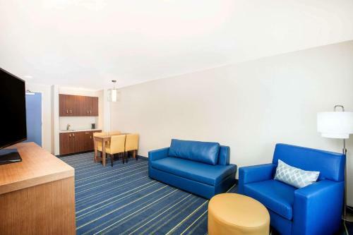 Hotel Days Inn & Suites By Wyndham Kearney