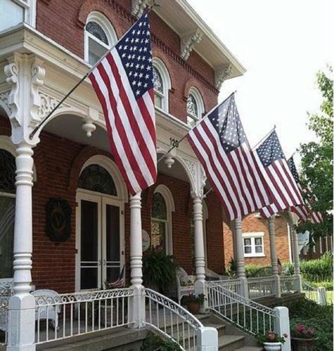 Baert Baron Mansion Bed & Breakfast