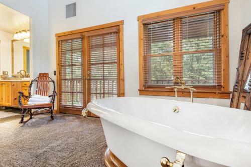 Fox Hollow Home