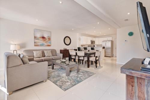 Solare Garden Villa 885