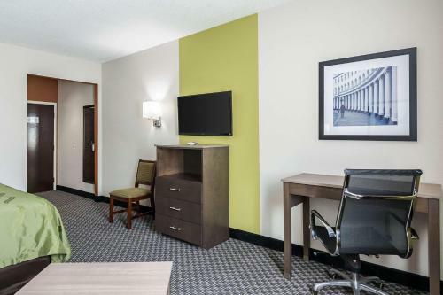 Hotel Quality Inn Warsaw Near Rappahannock River