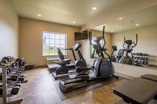 Cobblestone Hotel & Suites - Orrville