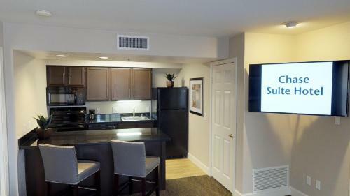 Hotel Chase Suites Brea