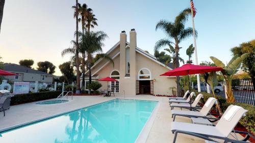 Hotel Chase Suites Brea